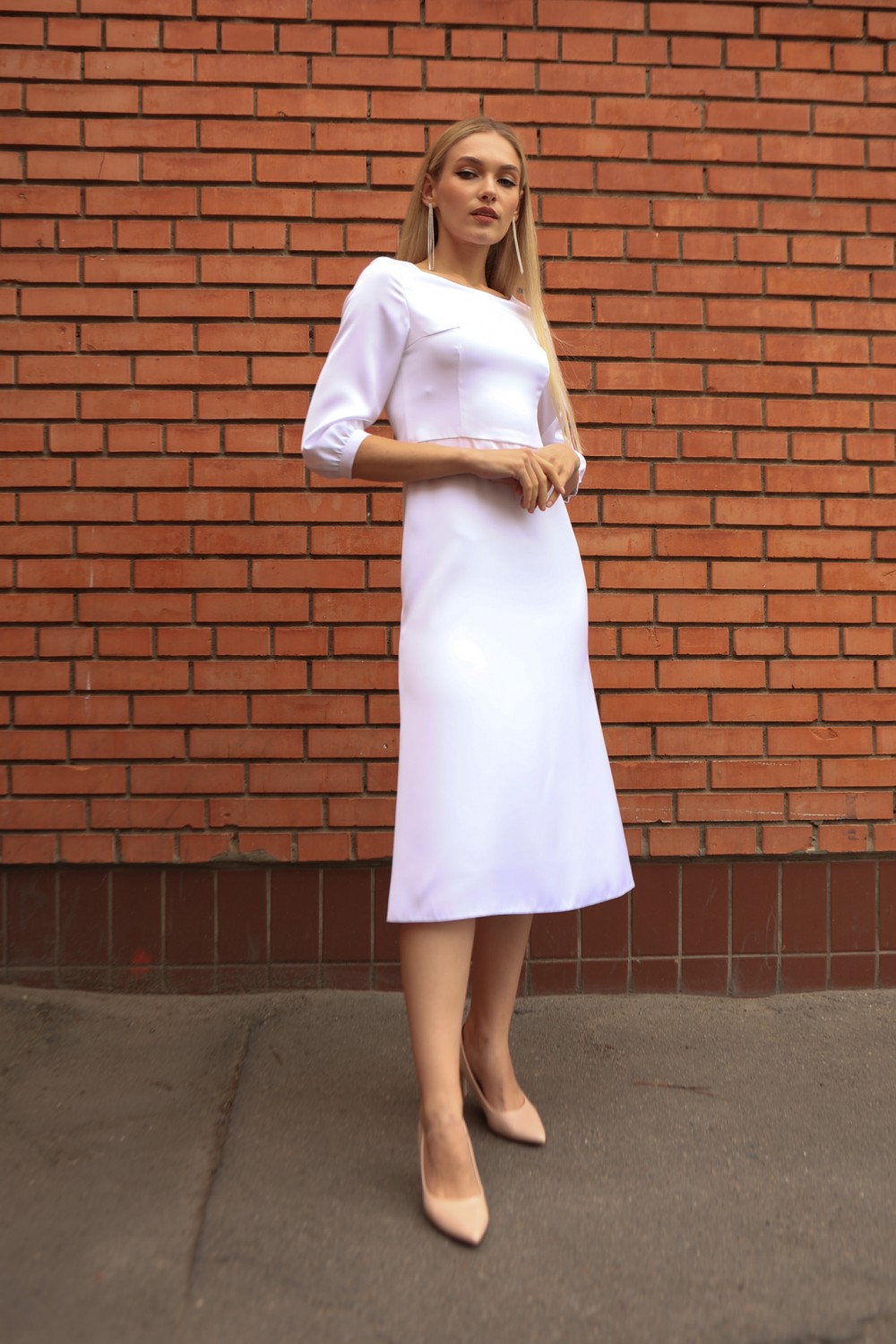 Коктейльное платье миди из атласа (Белое)  - фото